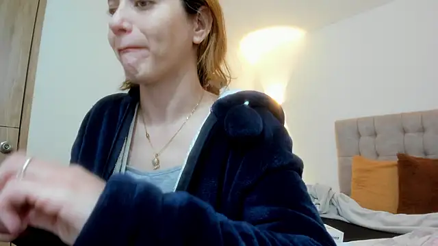 Snapshot of Carolina_hernandez22 chatting on October 2025 12:35:02 PM Carolina hernandez22 online show from October 2025 12:35:02 PM
