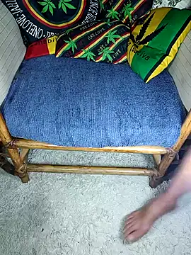 Bbboy42 online show from December 2025 09:59:01 PM