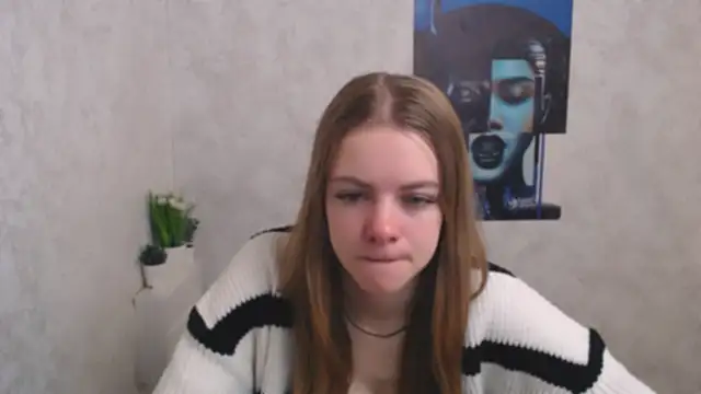 Snapshot of AliceFlirtt_ chatting on November 2025 08:46:02 AM AliceFlirtt online show from November 2025 08:46:02 AM