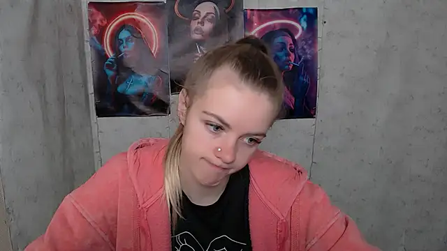AliceFlirtt  online show from September 2025 08:10:01 AM