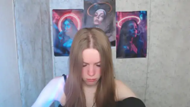 Snapshot of AliceFlirtt_ chatting on November 2025 08:15:01 AM AliceFlirtt online show from November 2025 08:15:01 AM