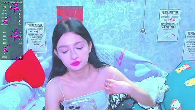 Snapshot of Vanessa_Florence chatting on March 2025 12:58:02 AM Vanessa Florence online show from March 2025 12:58:02 AM