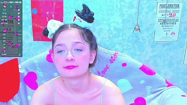 Snapshot of Vanessa_Florence chatting on March 2025 07:09:02 AM Vanessa Florence online show from March 2025 07:09:02 AM