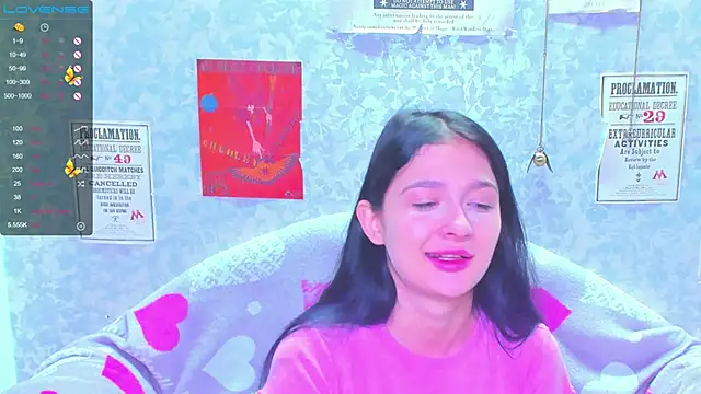 Snapshot of Vanessa_Florence chatting on February 2025 01:18:02 AM Vanessa Florence online show from February 2025 01:18:02 AM