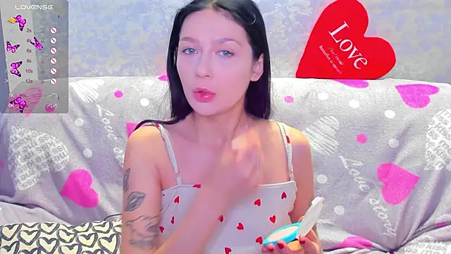 Snapshot of Vanessa_Florence chatting on November 2025 01:56:01 AM Vanessa Florence online show from November 2025 01:56:01 AM