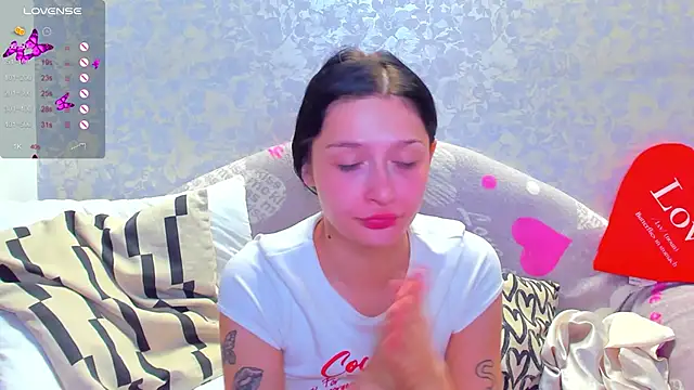 Snapshot of Vanessa_Florence chatting on September 2025 12:59:02 AM Vanessa Florence online show from September 2025 12:59:02 AM