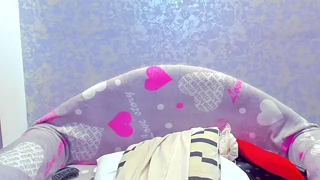 Snapshot of Vanessa_Florence chatting on October 2025 01:24:01 AM Vanessa Florence online show from October 2025 01:24:01 AM