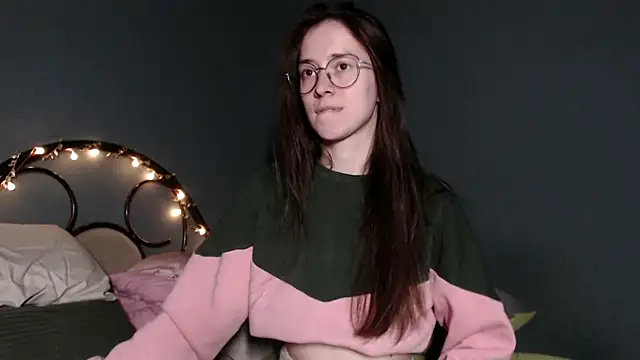 wow  kelly online show from November 2025 03:17:01 PM