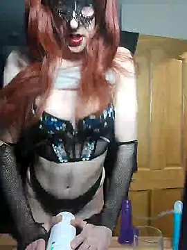 Snapshot of irishtommy1986 chatting on December 2024 03:04:02 AM irishtommy1986 online show from December 2024 03:04:02 AM