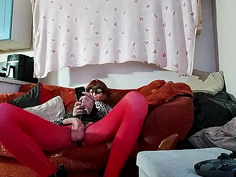 irishtommy1986 online show from May 2026 08:52:03 PM