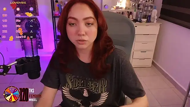 Snapshot of LilyVelvett chatting on November 2025 03:10:02 AM LilyVelvett online show from November 2025 03:10:02 AM