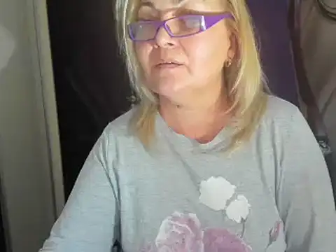 IryshAlice online show from December 2024 06:24:01 PM