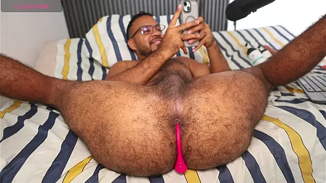 Little Bear00 online show from May 2026 03:37:02 PM