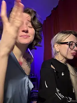 Dooubletroublee online show from March 2026 01:39:02 AM