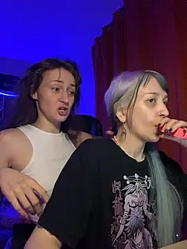 Dooubletroublee online show from November 2025 12:36:01 AM