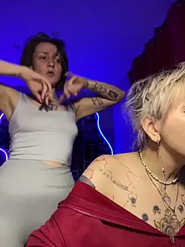 Dooubletroublee online show from March 2026 02:17:02 AM