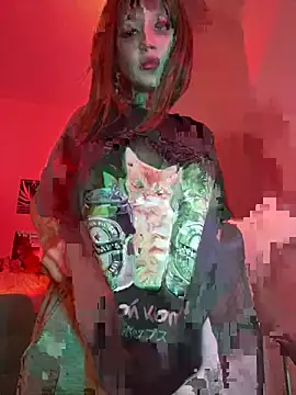 Dooubletroublee online show from May 2026 11:43:02 PM