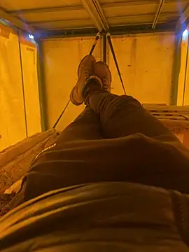 Snapshot of cussy007 chatting on November 2025 01:22:02 PM cussy007 online show from November 2025 01:22:02 PM