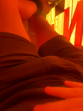 Snapshot of cussy007 chatting on November 2025 01:04:02 PM cussy007 online show from November 2025 01:04:02 PM