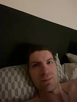 Ricoleckt online show from February 2025 08:36:01 PM