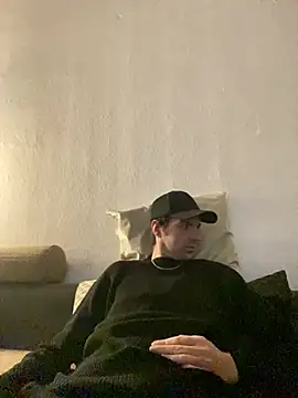 Ricoleckt online show from February 2025 08:06:02 PM