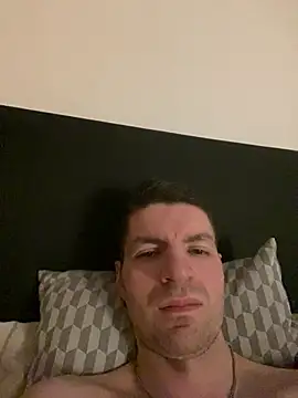 Ricoleckt online show from February 2025 08:22:01 PM