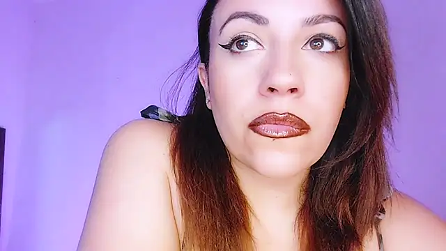 Latina hot2024 online show from February 2025 09:26:02 PM