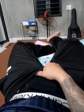 Snapshot of Vvvvvieett chatting on November 2025 12:41:01 PM Vvvvvieett online show from November 2025 12:41:01 PM