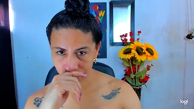 juanblakbigcock online show from June 2026 03:00:01 PM