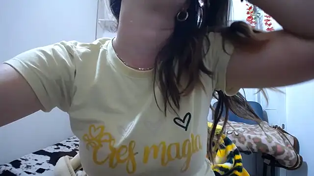 Snapshot of Luna_girlhot_ chatting on February 2026 04:58:02 PM Luna girlhot online show from February 2026 04:58:02 PM