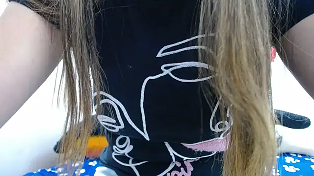 Luna girlhot  online show from May 2026 05:50:02 PM
