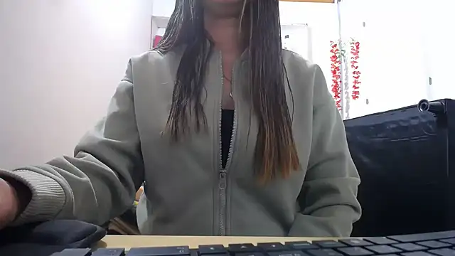 Luna girlhot  online show from June 2026 06:24:02 PM