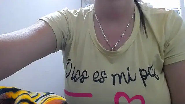 Luna girlhot  online show from April 2026 02:30:01 PM