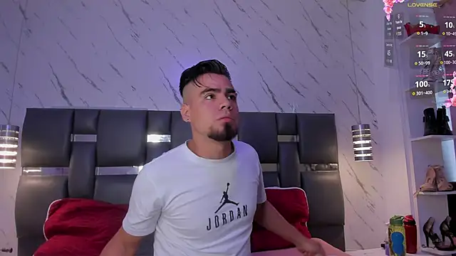 PittAndLunaa online show from March 2026 12:32:02 PM