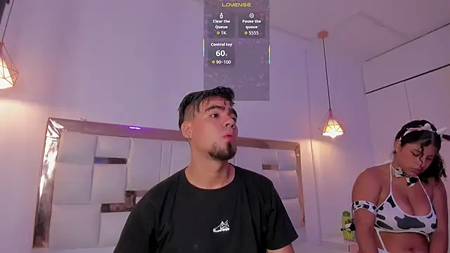 PittAndLunaa online show from December 2025 01:21:01 PM