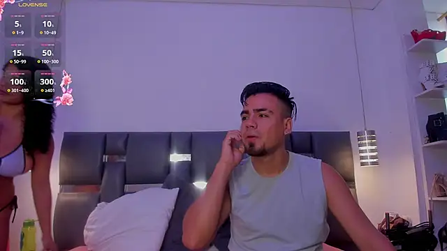 PittAndLunaa online show from February 2026 12:37:01 PM