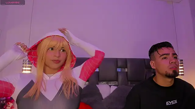 PittAndLunaa online show from February 2026 12:32:01 PM