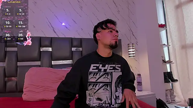 PittAndLunaa online show from April 2026 12:18:02 PM