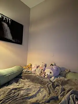 jackelinuh online show from April 2026 10:44:02 PM