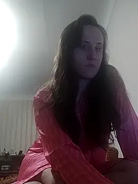 emeli moon online show from February 2025 10:33:01 PM