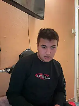 lacikaboyy online show from December 2024 05:05:02 PM