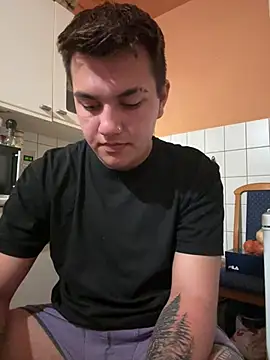 lacikaboyy online show from February 2025 09:04:01 PM