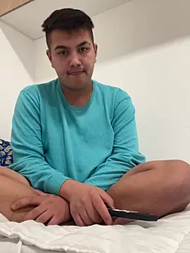 lacikaboyy online show from January 2025 11:40:02 PM