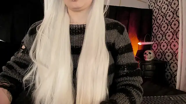 Adeelinee online show from January 2026 07:54:02 PM