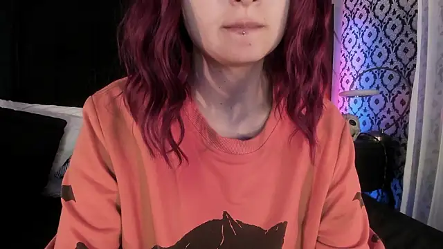 Adeelinee online show from January 2026 08:01:02 PM