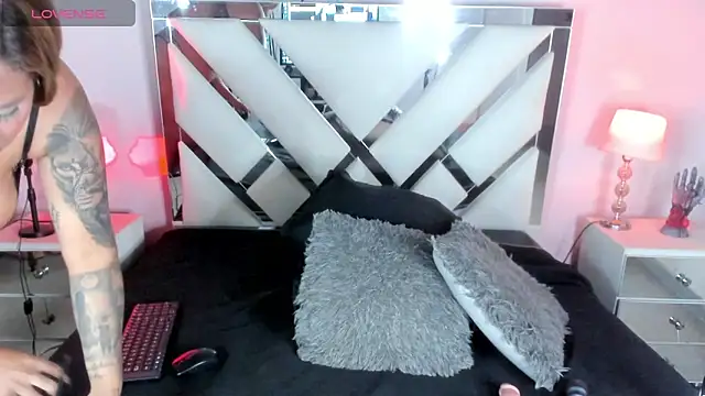 AnyyJones online show from March 2025 12:56:02 AM