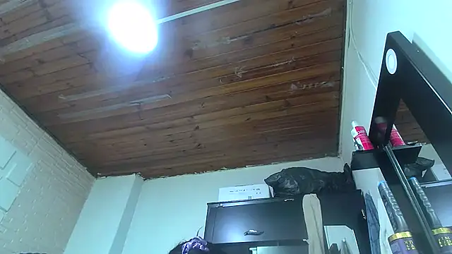 Snapshot of white_sexy_ chatting on December 2025 12:07:02 PM white sexy online show from December 2025 12:07:02 PM