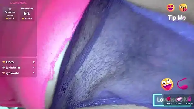 white sexy  online show from April 2026 10:51:01 AM