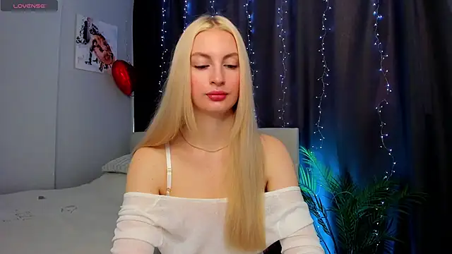 Kimmy powell online show from October 2025 04:03:01 AM