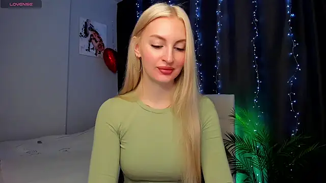 Kimmy powell online show from October 2025 04:03:02 AM